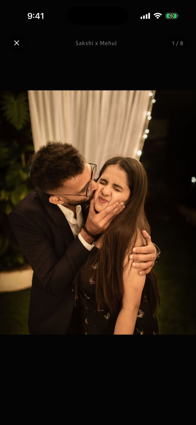 A couple's wedding gallery inside the OOAK Exclusive app
